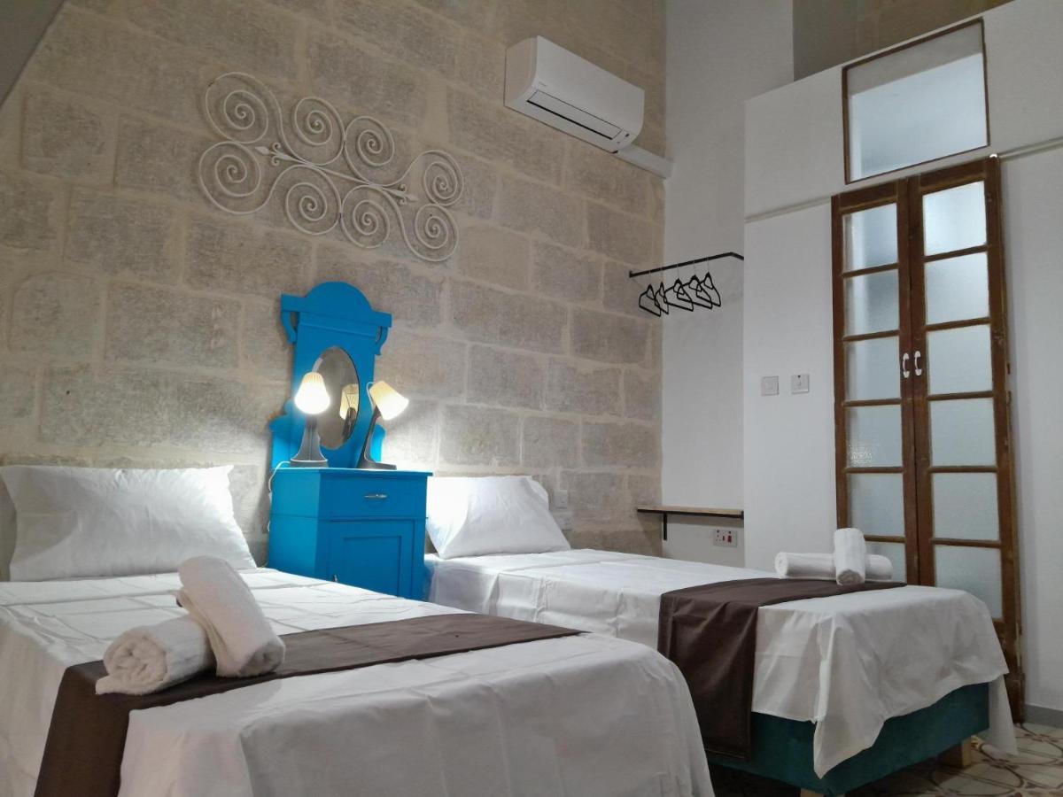 Limestone Suites Sliema Zewnętrze zdjęcie