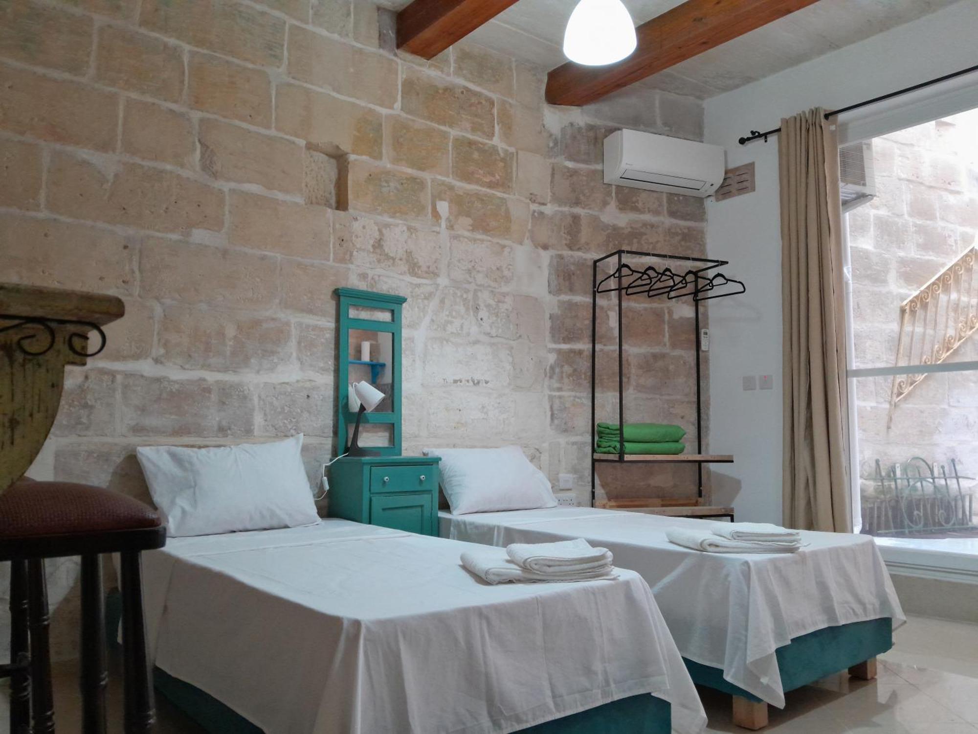 Limestone Suites Sliema Zewnętrze zdjęcie